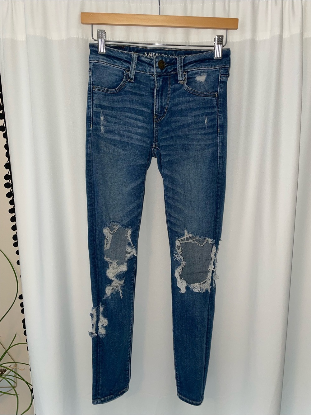 American Eagle jeggings skinny jeans ripped women’s 0 regular distressed jean